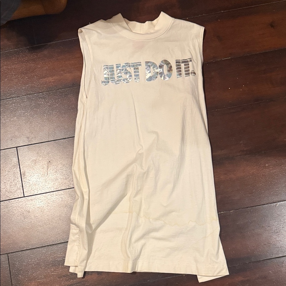 Nike Cream Sleeveless Top with Graphic